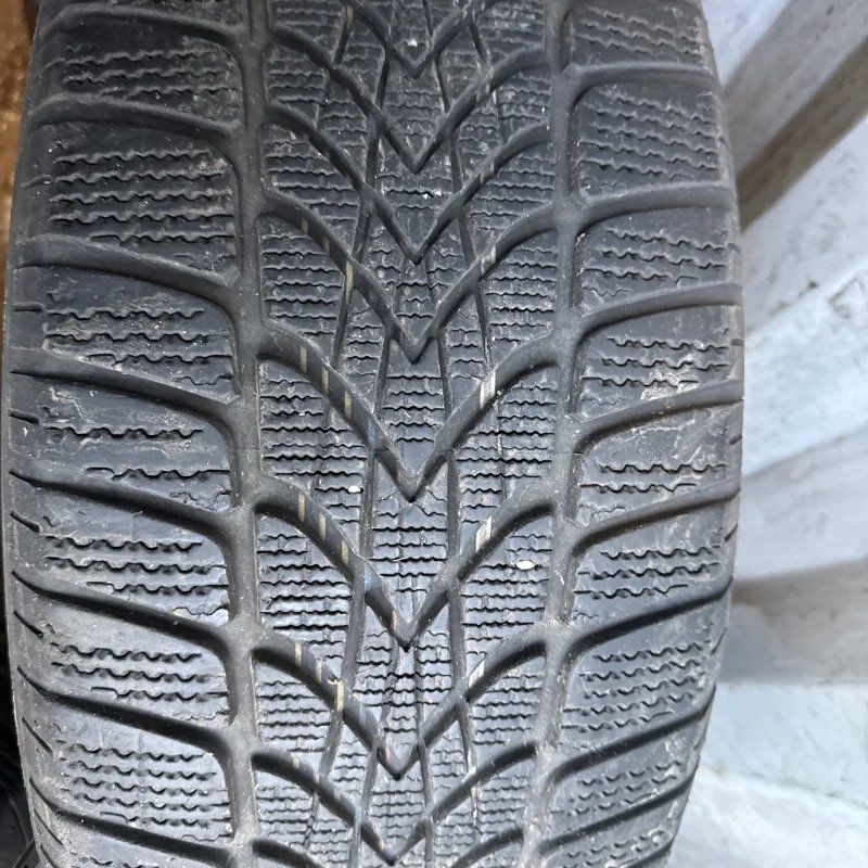 Dunlop SP Winter Sport 4D 235/55 R19