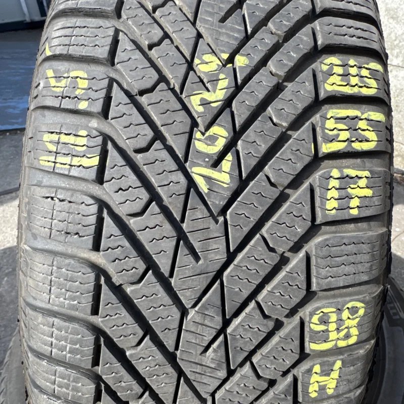 Pirelli Cinturato Winter 2 215/55 R17
