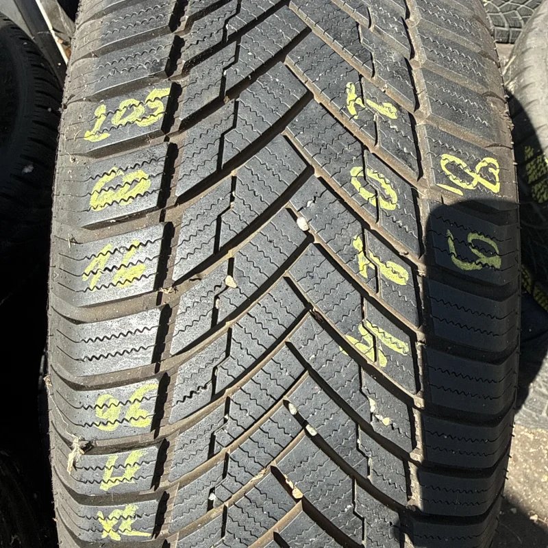Rotalla S130 205/60 R16